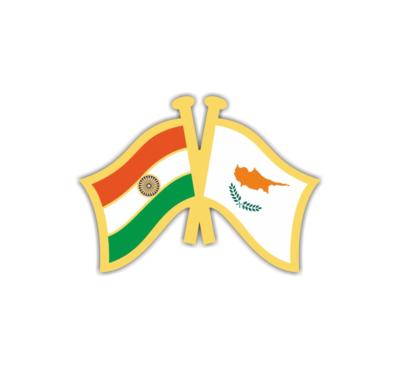 India-Other Country Cross Flag Brass Lapel Pin/Brooch/Badge for Clothing (CYPRUS)